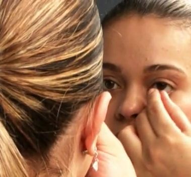 Como retirar lentes de contato gelatinosas Como retirar lentes de contato gelatinosas